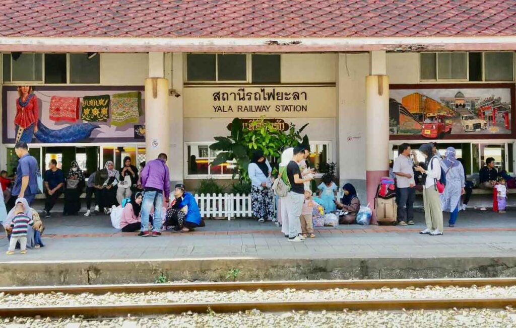สถานีรถไฟยะลา
